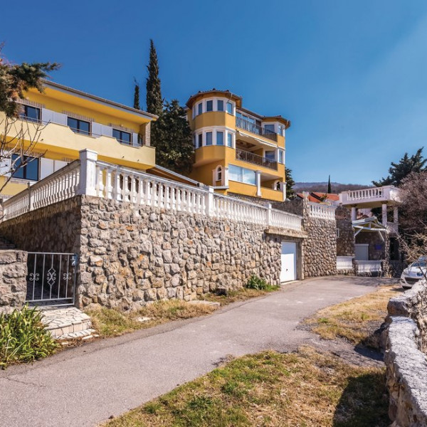 Villa Visa, Villa Visa Sveta nedelja